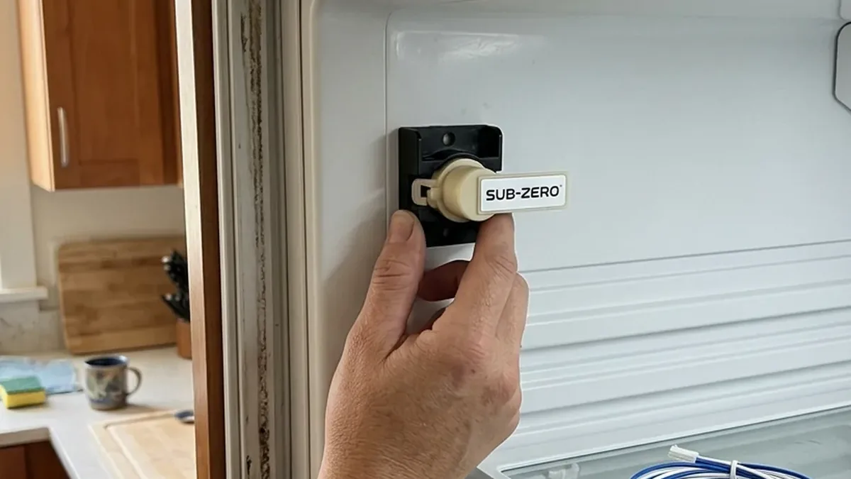 Grayhawk Sub-Zero Refrigerator Repair